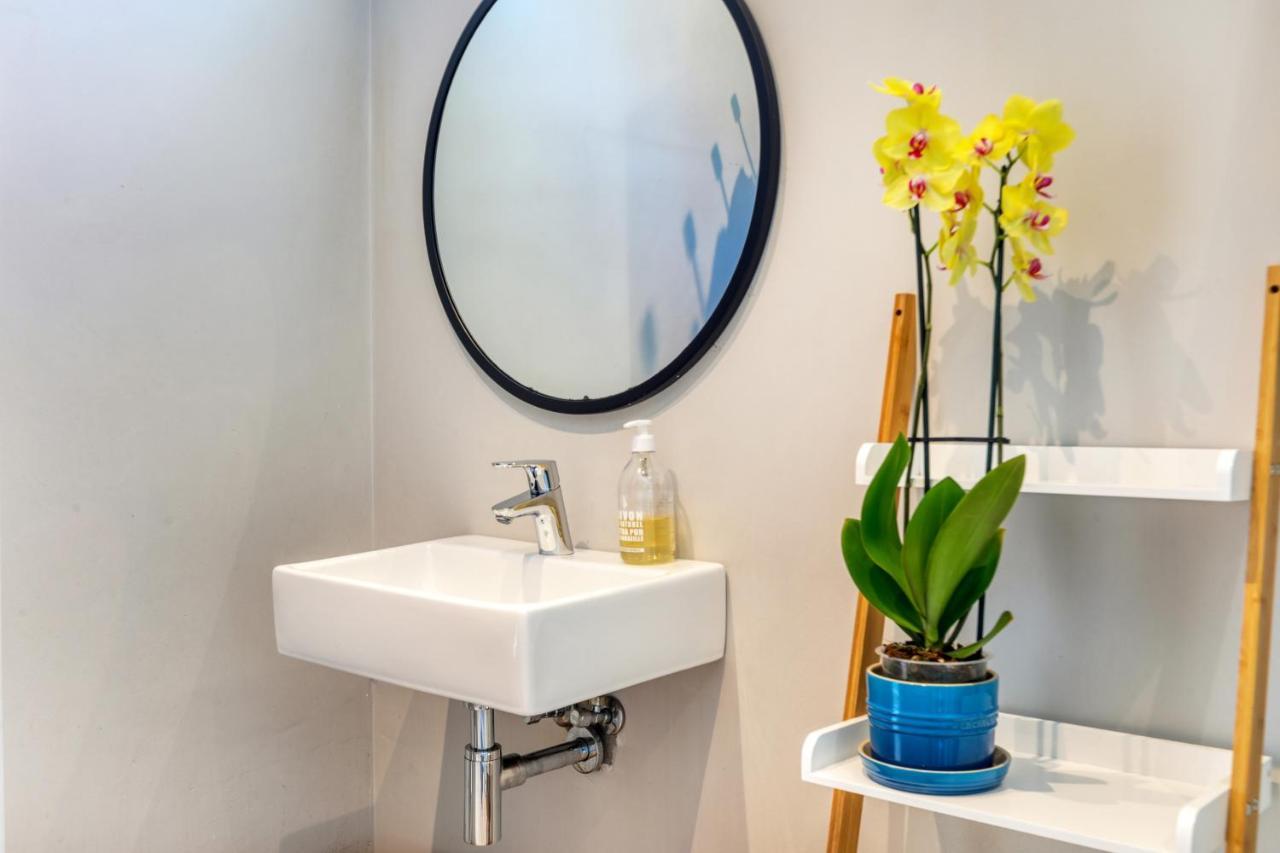 Stonehurst Views - 1 Bed Flatlet *
